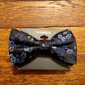 NWT Men’s Express Bow Tie
